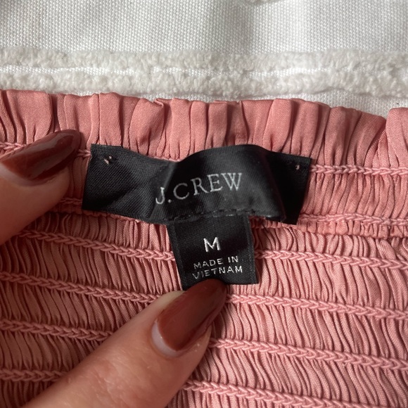 Women’s J. Crew Satin Blush Colored Blouse. Size Medium - Picture 2 of 3